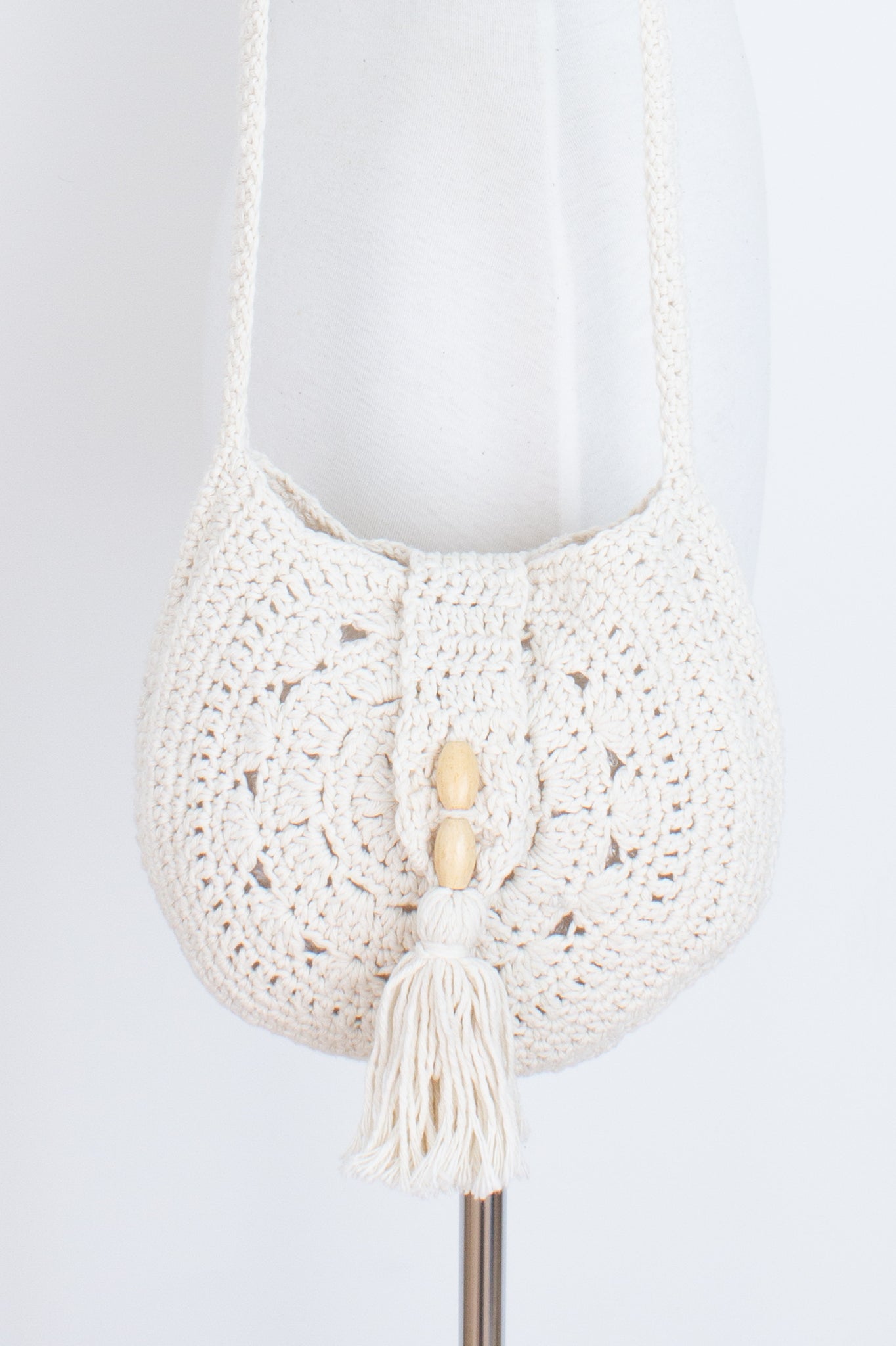 White Round Cotton Macrame Bag