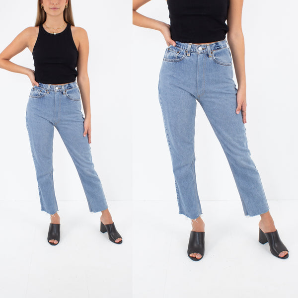 Levis Jeans - High Waist - Cropped Leg - Light Blue Wash - Size 24" / XS / 6