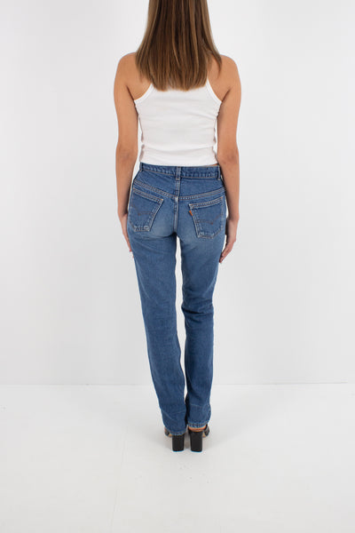 Levis Jeans - Orange Tab - Mid Rise - Tapered Leg - in Dark Blue Wash - Size 27" / XS-S